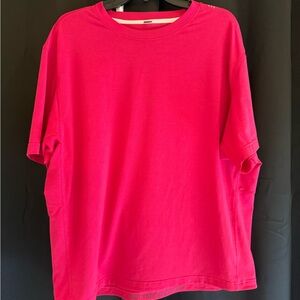 lululemon athletica Men's Short Sleeve Tee - Bright Pink